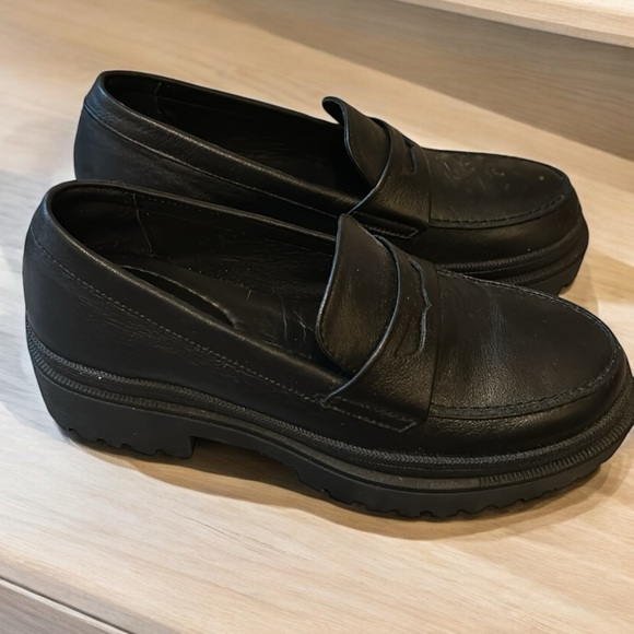 Portland Leather Shoes - PATINA BY PORTLAND LEATHER 🆕 🖤 Loafers
